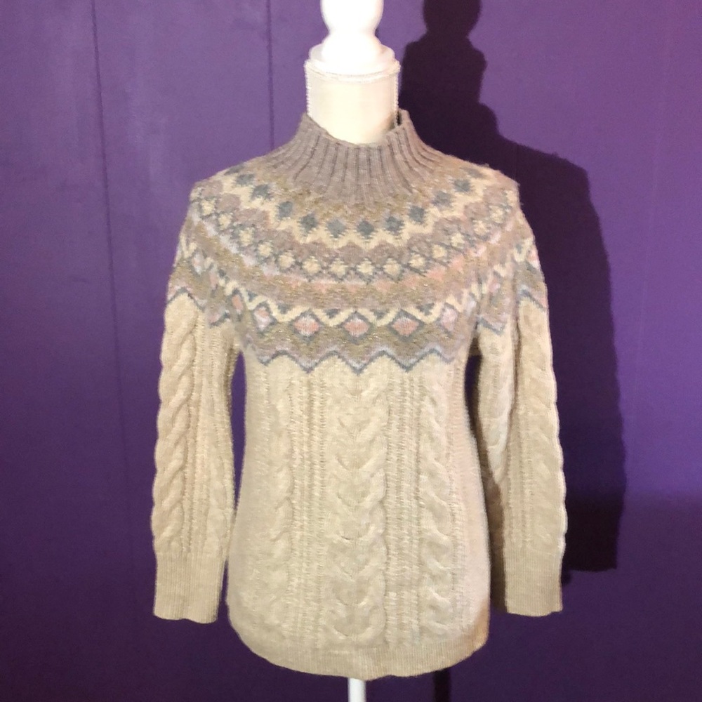 Chico sweater NWT size op